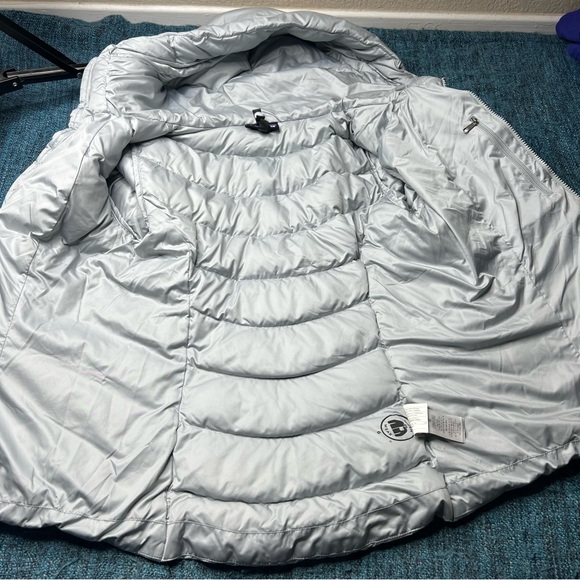 Patagonia Women's Downtown Jacket Down Filled Duck Down Puffer Jacket in Grey - Picture 3 of 9